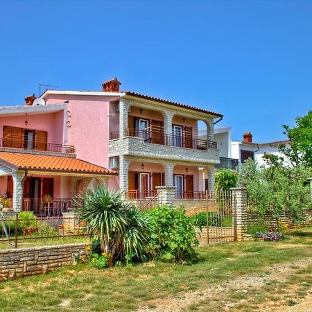 Comfortable Apartments In Peroj Near The Sea Exterior foto
