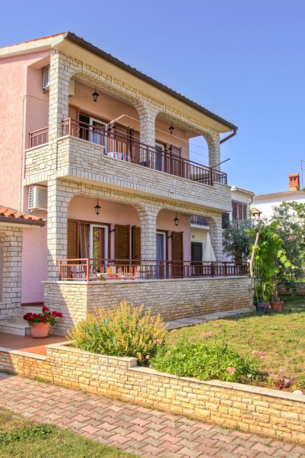 Comfortable Apartments In Peroj Near The Sea Exterior foto