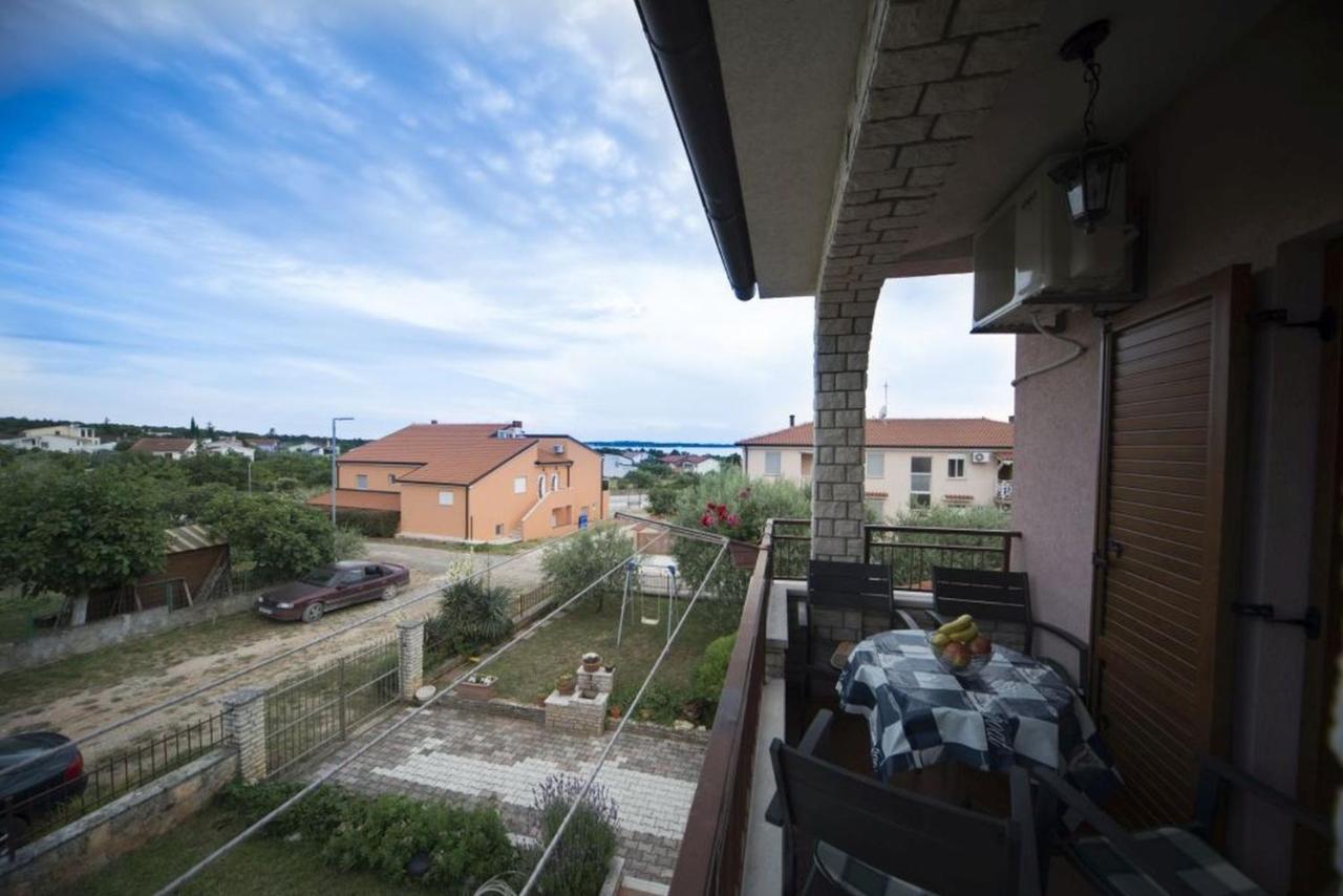 Comfortable Apartments In Peroj Near The Sea Exterior foto